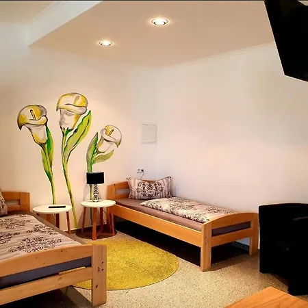 Апартаменты Gaesteappartements Bierfaessl *