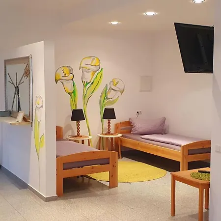 Gaesteappartements Bierfaessl Зинсхайм